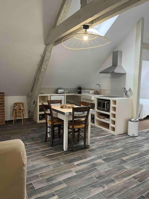 Apartamento Sejour De Charme Au Boheme Amboise Exterior foto